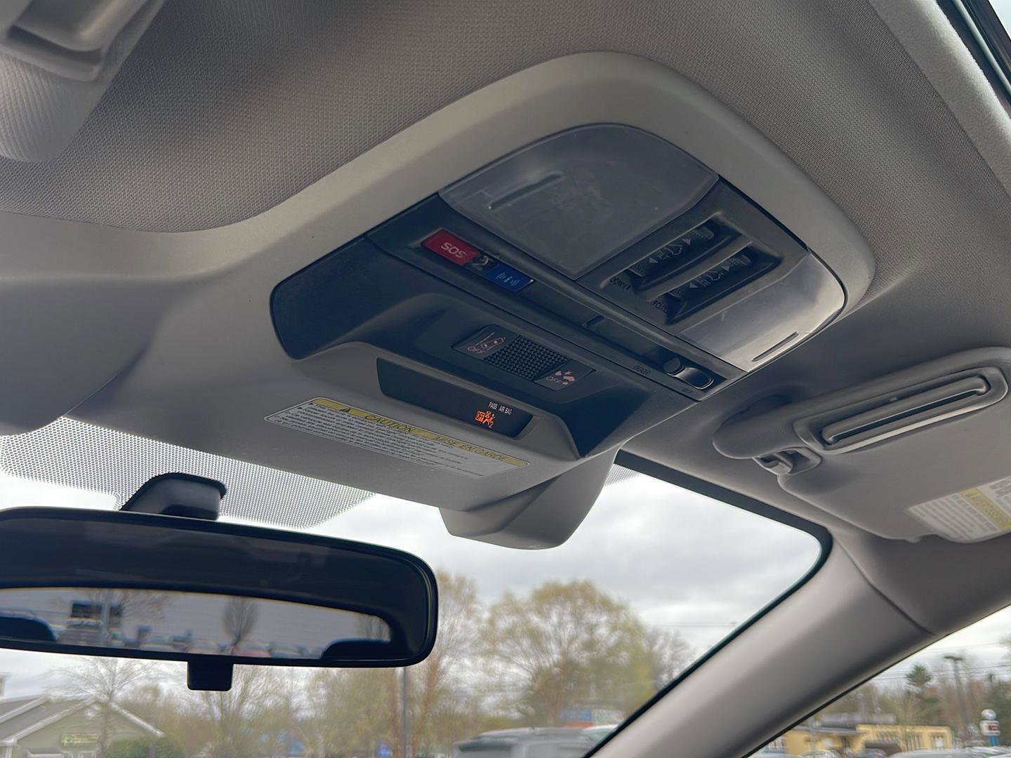 Used 2018 Subaru Crosstrek 2.0i Limited image 30