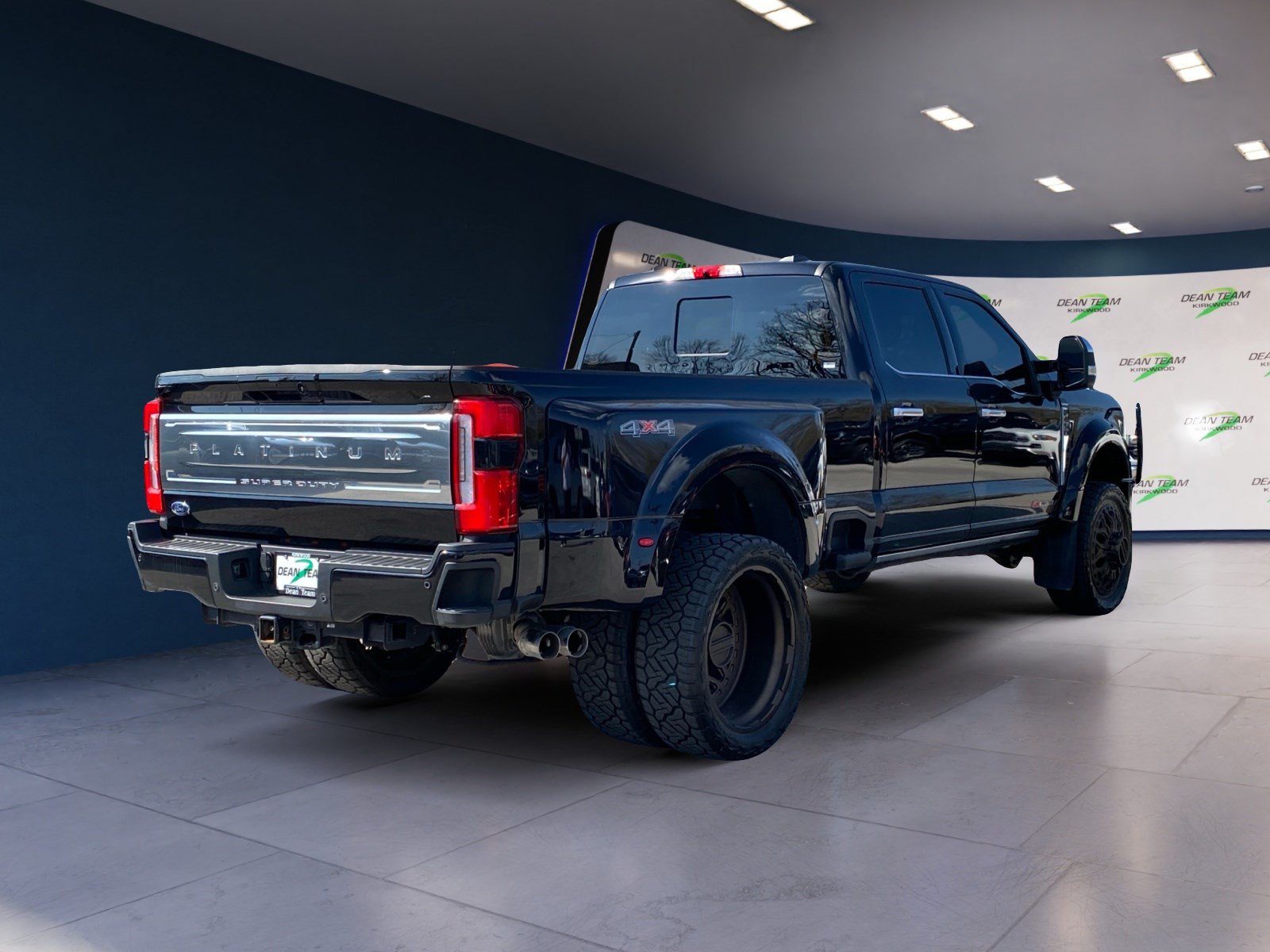 Used 2026 Ford F450 Platinum w/ Platinum Plus Package AWD/4WD image 7