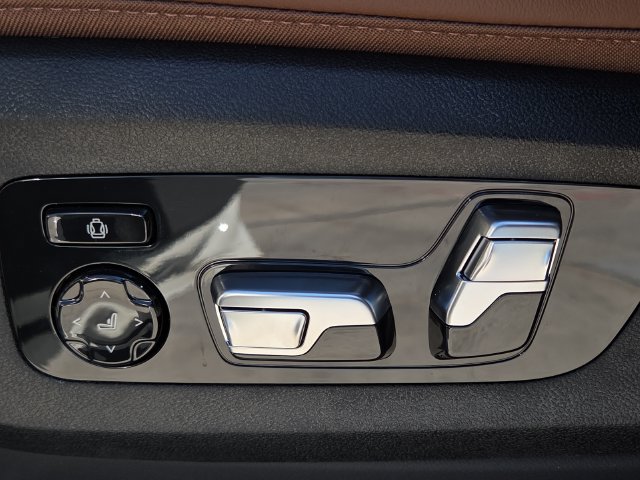 New 2027 BMW X6 M60i AWD/4WD image 19
