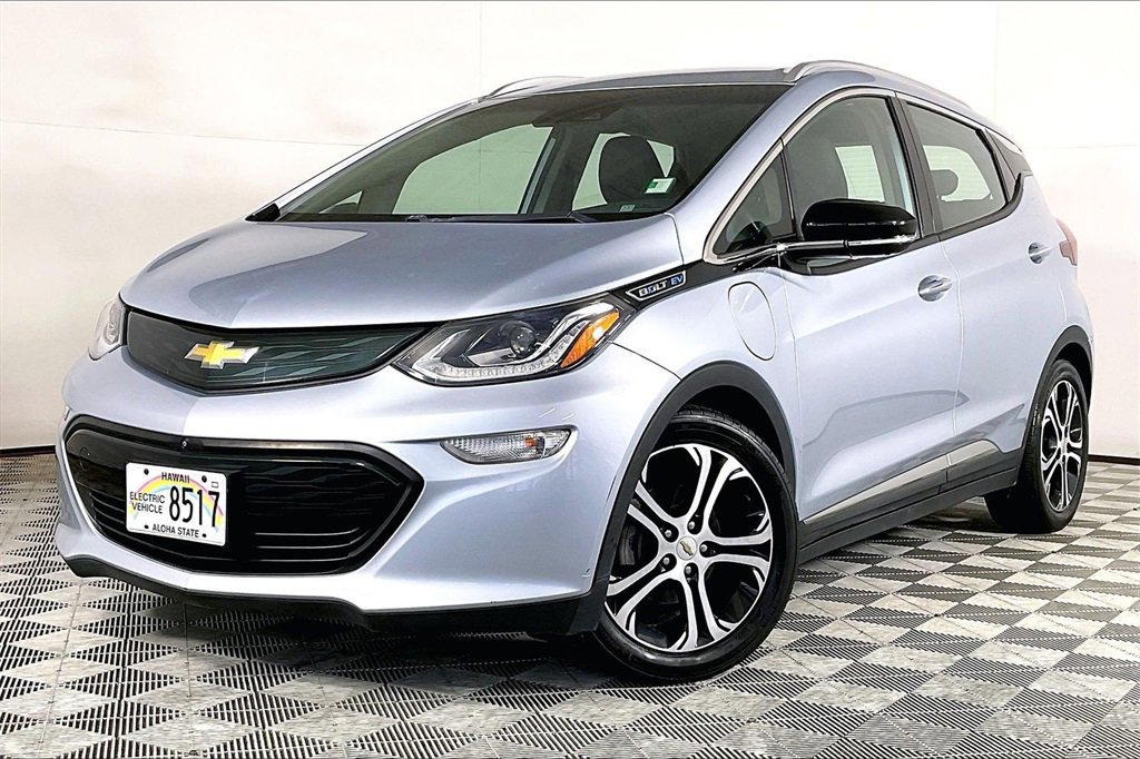 Used 2018 Chevrolet Bolt Premier w/ Driver Confidence II Package image 2