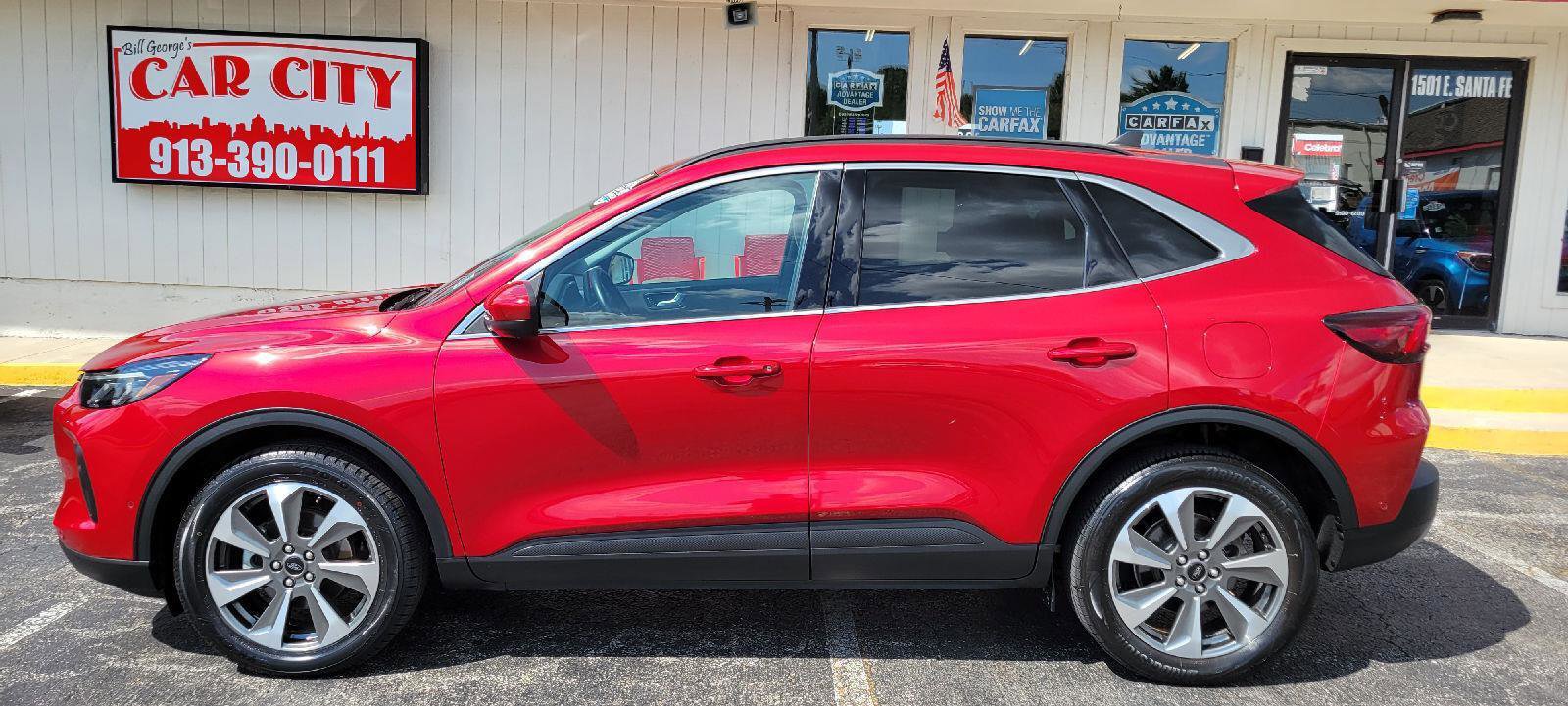 Used 2024 Ford Escape Platinum w/ Premium Technology Package image 14