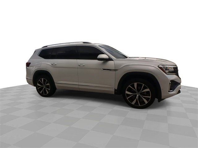 Used 2024 Volkswagen Atlas SEL Premium R-Line image 17