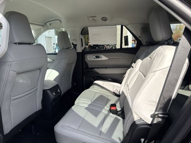New 2026 Ford Explorer Active w/ Active Comfort Package AWD/4WD image 22