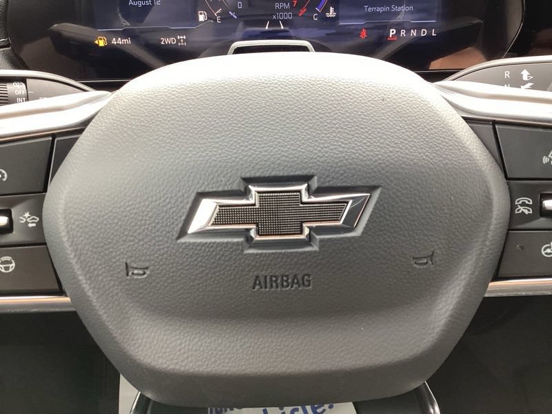 New 2027 Chevrolet Traverse LT w/ Enhanced Driving Package AWD/4WD image 30