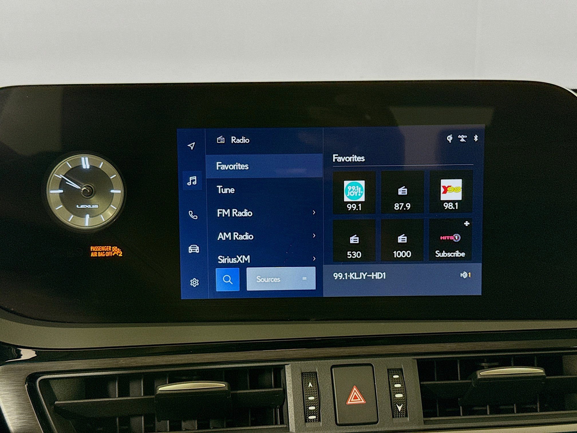 Used 2023 Lexus ES 350 w/ Premium Package image 15