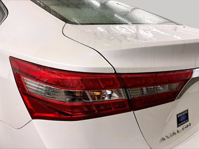 Used 2017 Toyota Avalon XLE Premium w/ All Weather Liner Package FWD image 29