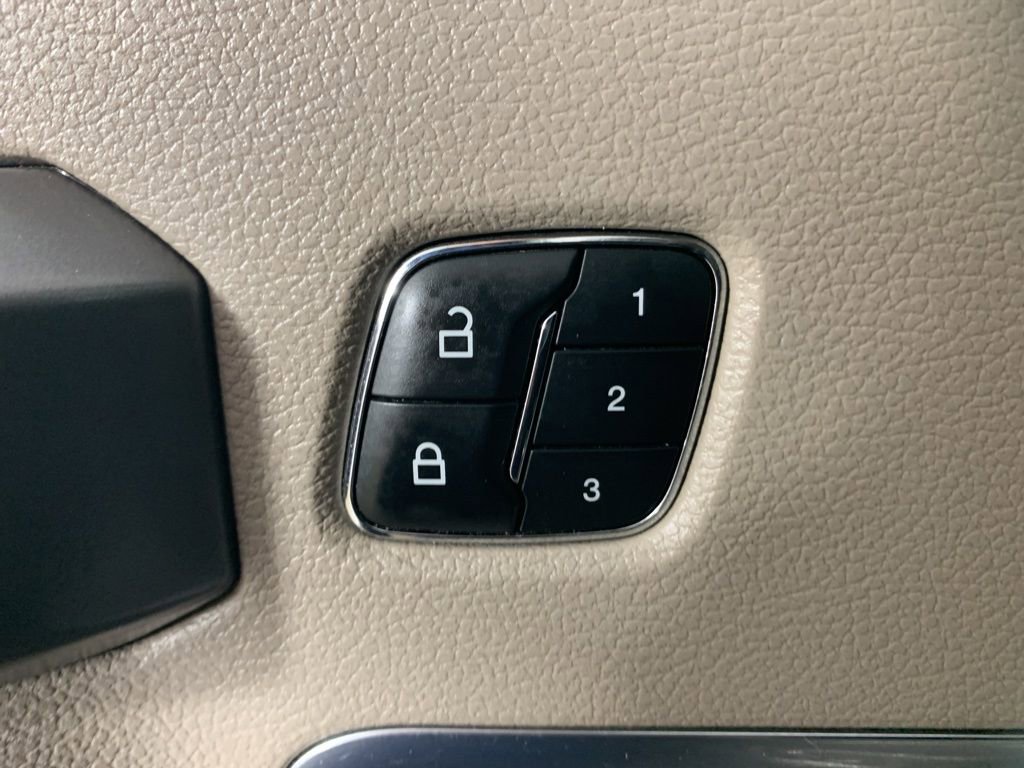 Used 2020 Ford F150 Limited AWD/4WD image 17