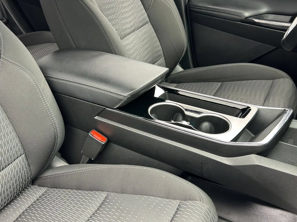 Used 2025 Chevrolet Equinox LT FWD image 50