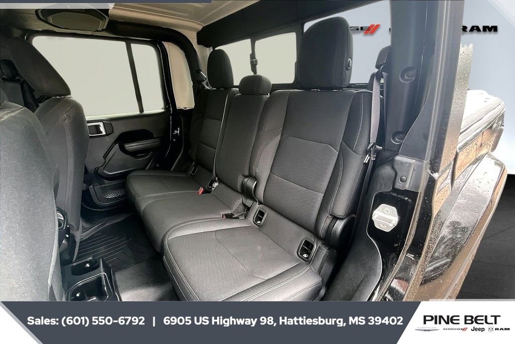 Used 2021 Jeep Gladiator Willys image 19