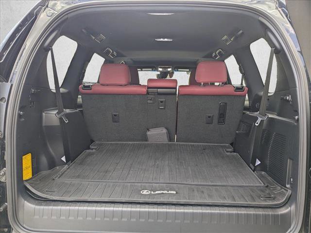 Used 2022 Lexus GX 460 Premium w/ Premium Package image 6
