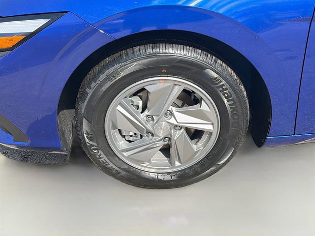 New 2026 Hyundai Elantra SE image 30