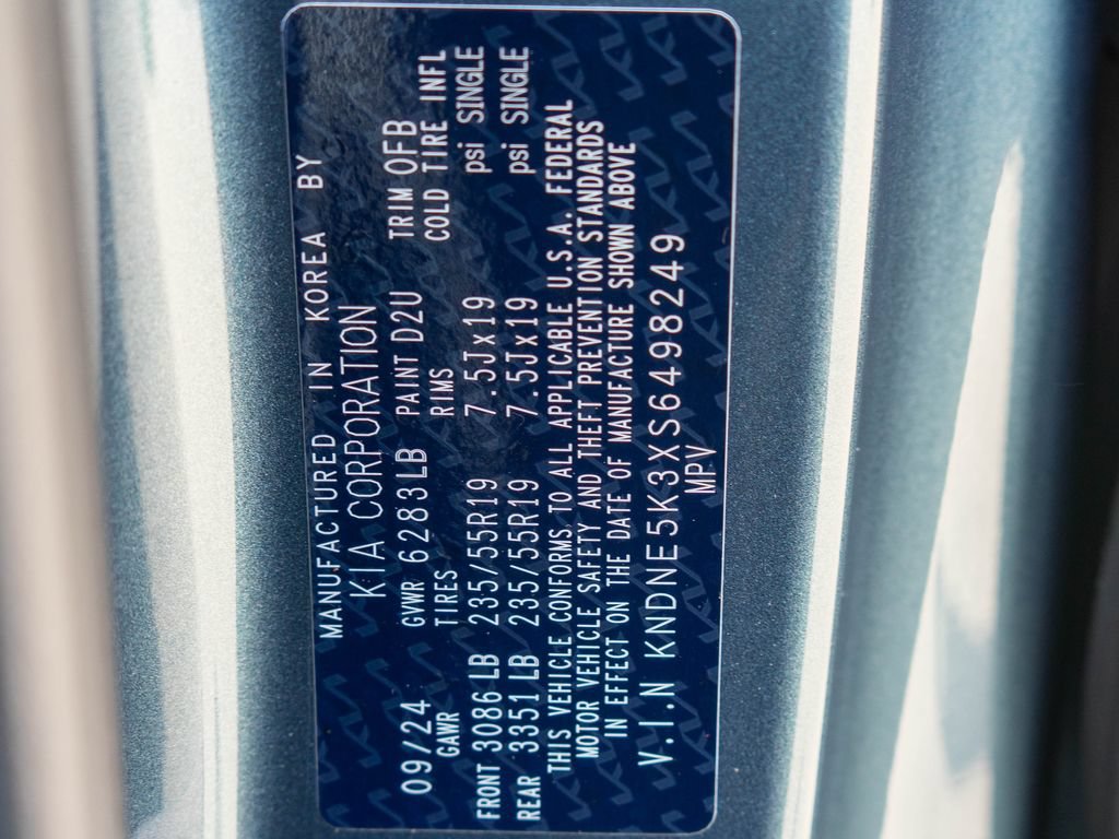 Certified 2025 Kia Carnival SX Prestige FWD image 43