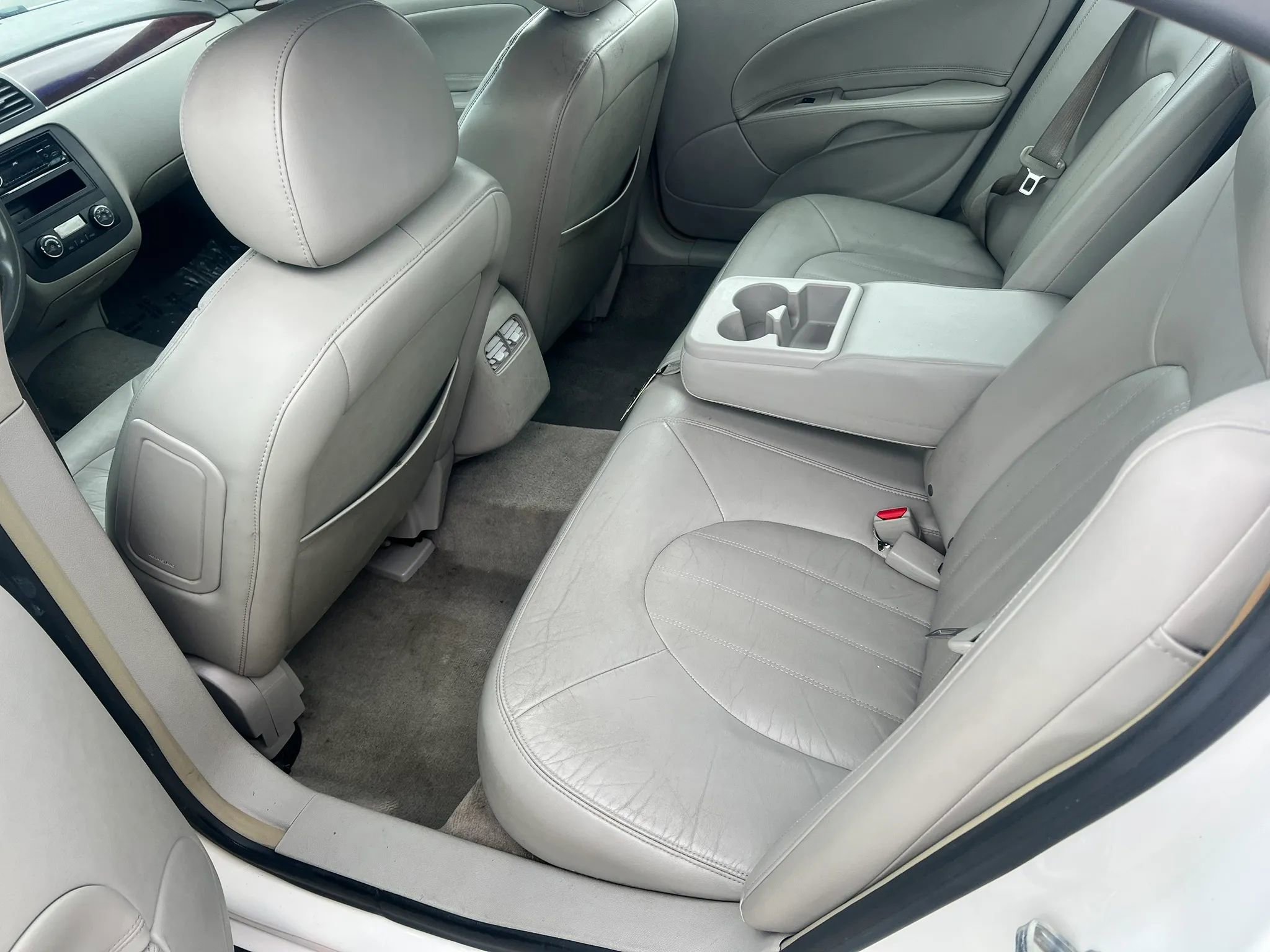 Used 2006 Buick Lucerne CXL w/ Luxury Package FWD image 7