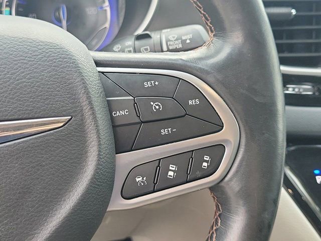 Used 2020 Chrysler Pacifica Touring-L Plus w/ Advanced Safetytec Group image 32