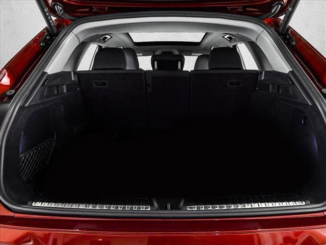 Certified 2025 Audi Q5 Prestige AWD/4WD image 3