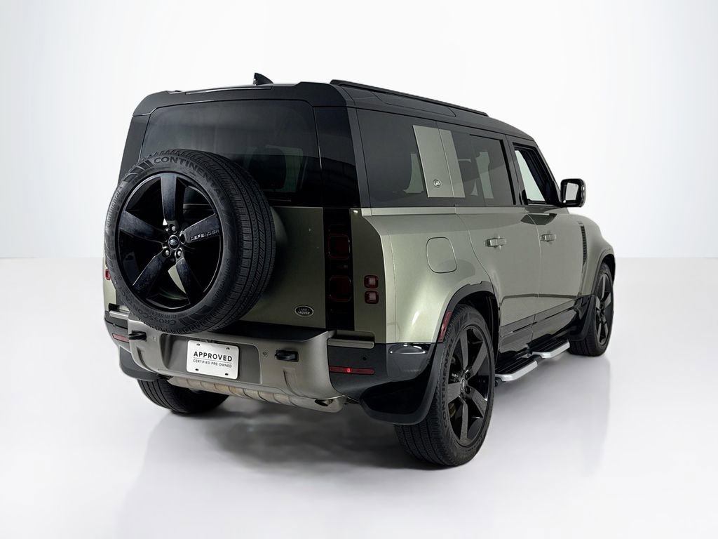 Used 2023 Land Rover Defender 110 X-Dynamic SE image 5