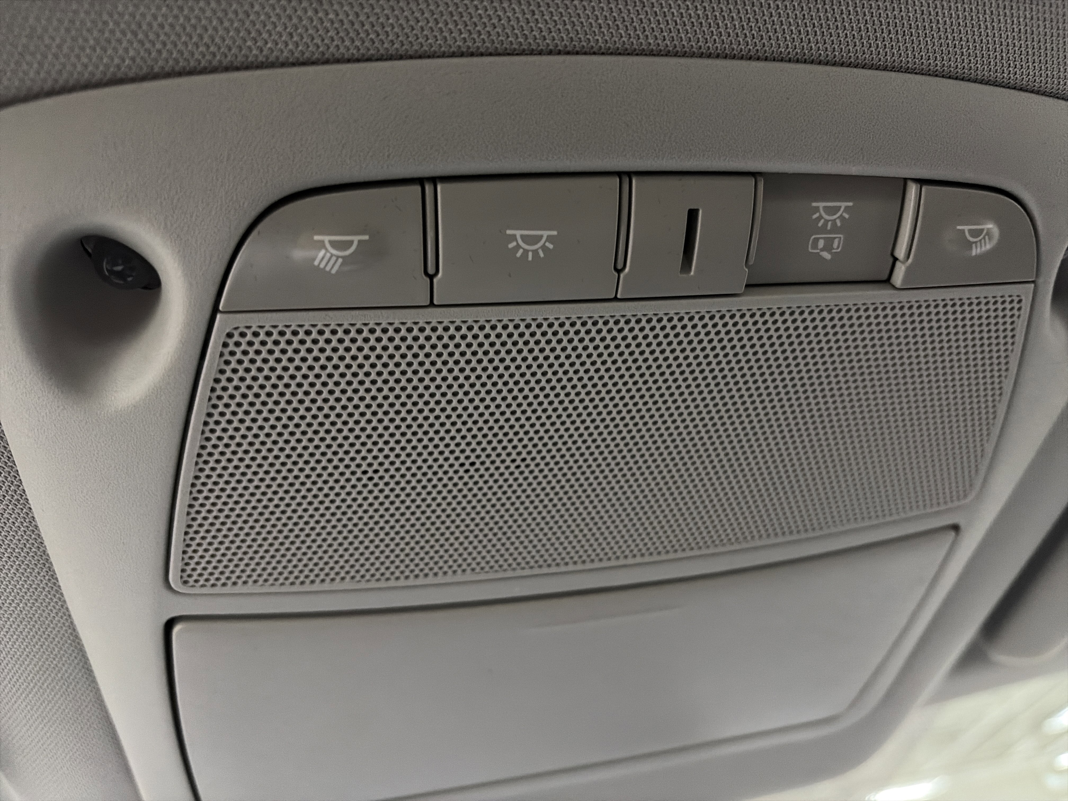 Used 2016 Nissan Maxima SR image 23