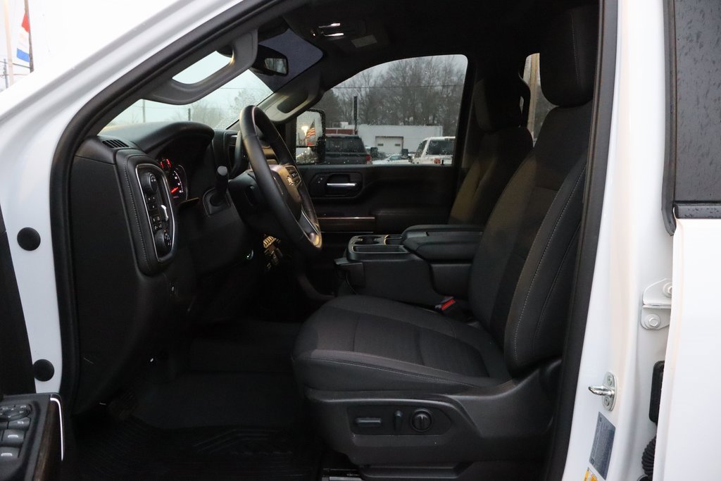 Used 2022 Chevrolet Silverado 3500 LT w/ All Star Edition image 3