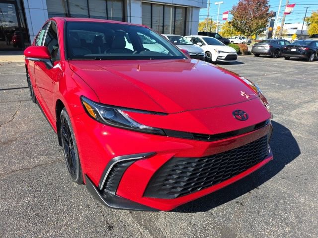 New 2026 Toyota Camry SE image 1
