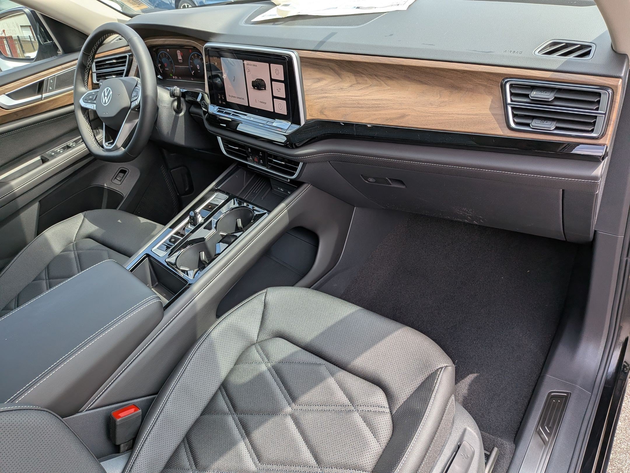 New 2026 Volkswagen Atlas SE FWD image 37