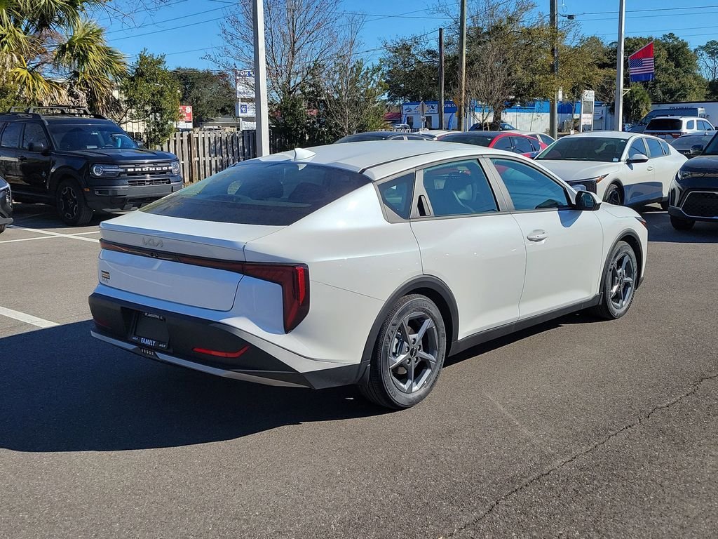 New 2026 Kia K4 FWD image 6