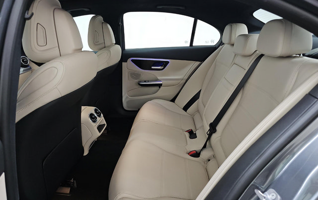Used 2024 Mercedes-Benz C 300 4MATIC Sedan image 9