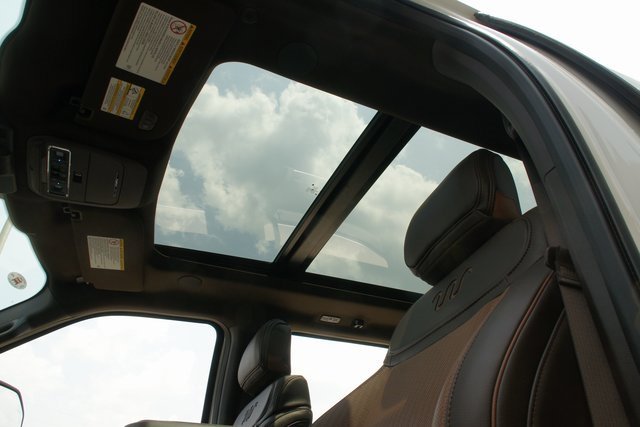 New 2025 Ford F350 King Ranch w/ Chrome Package image 25