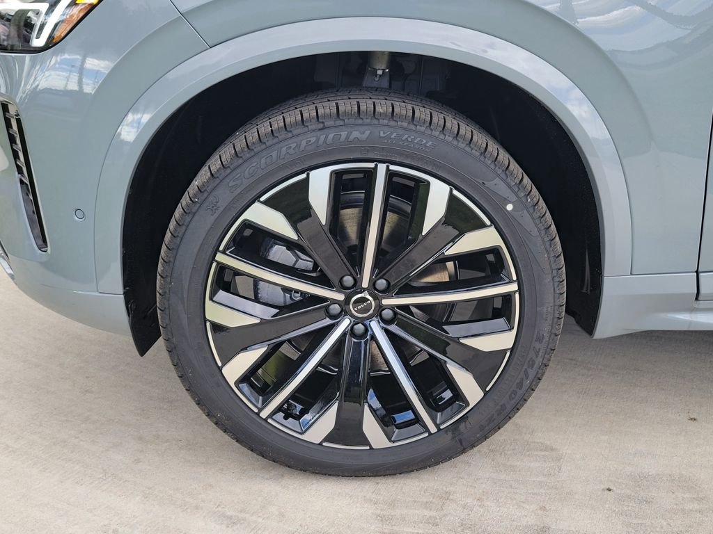 New 2026 Volvo XC90 B6 Ultra w/ Protection Package Premier image 3