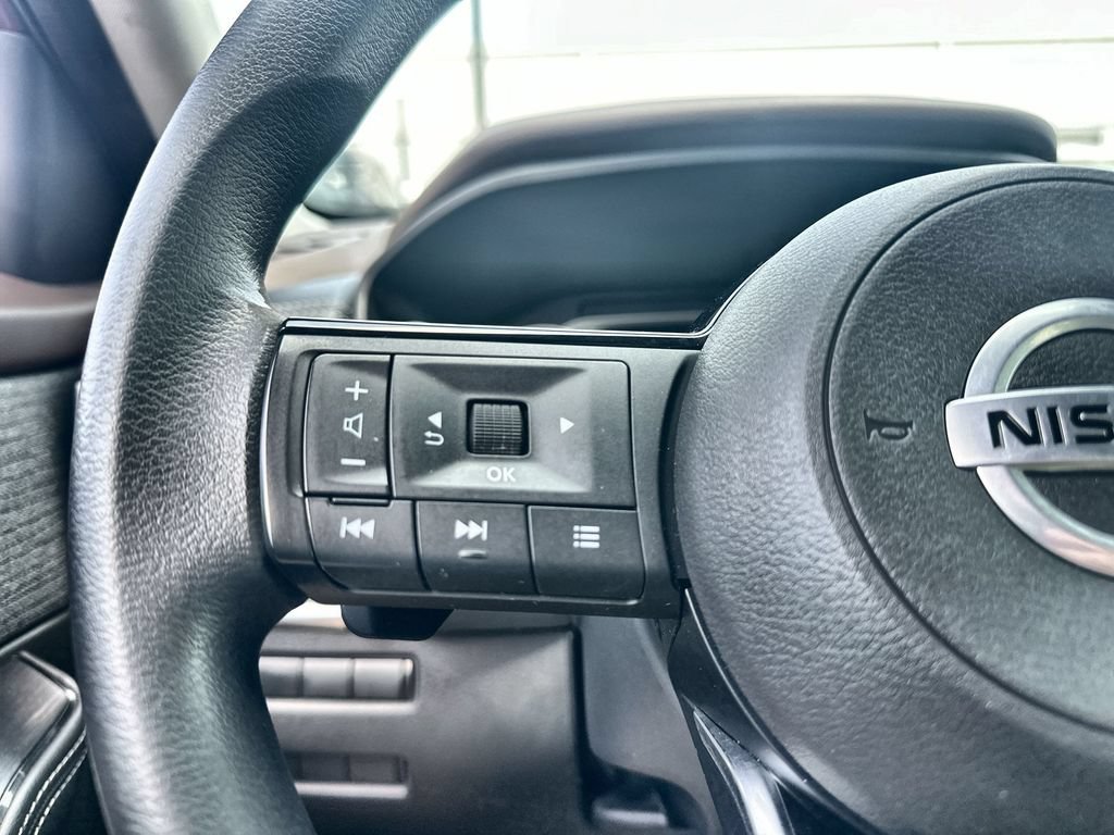 Used 2021 Nissan Rogue S FWD image 31