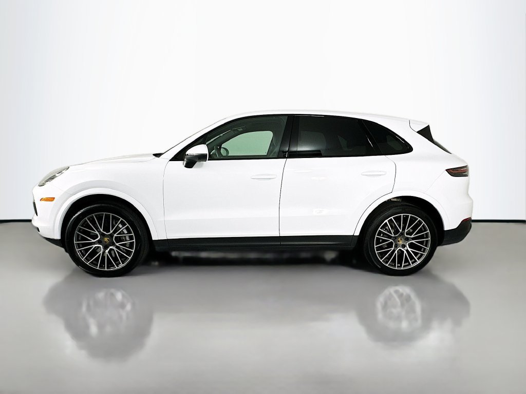 Certified 2022 Porsche Cayenne AWD/4WD image 2