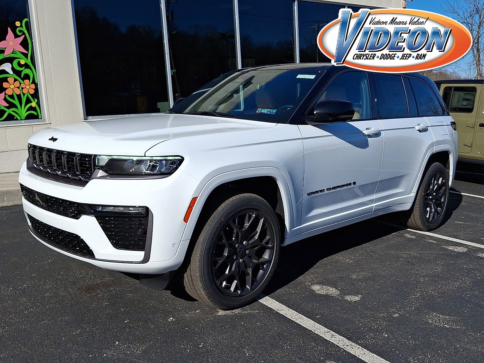 New 2026 Jeep Grand Cherokee Summit