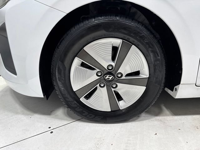 Used 2019 Hyundai Ioniq Blue FWD image 5