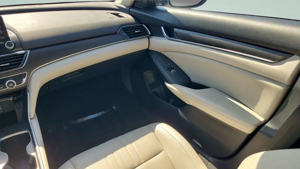 Used 2018 Honda Accord EX-L image 13