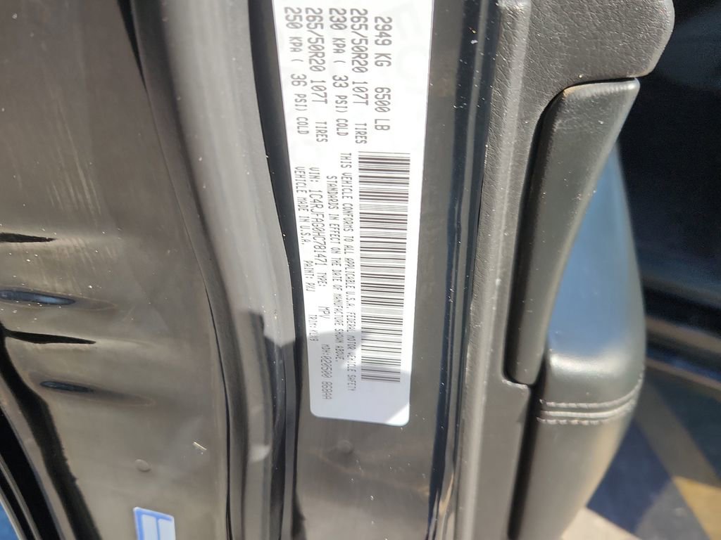 Used 2017 Jeep Grand Cherokee Altitude image 18