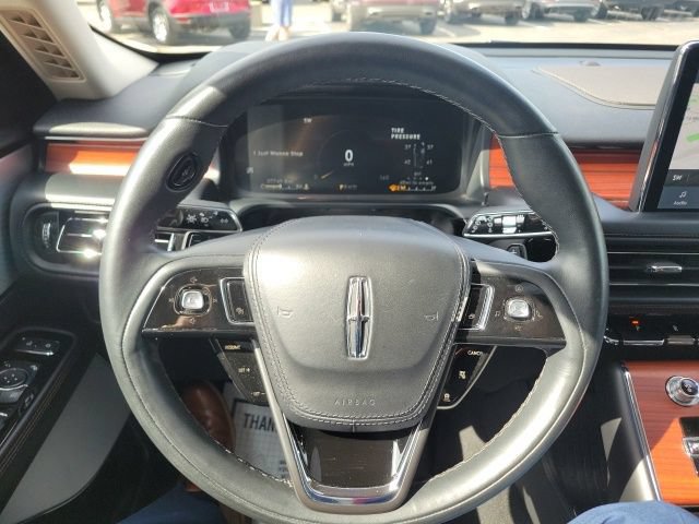 Certified 2023 Lincoln Aviator Reserve w/ Equipment Group 201A AWD/4WD image 12