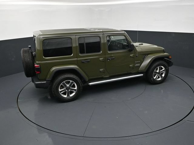 Used 2022 Jeep Wrangler Unlimited Sahara w/ LED Lighting Group AWD/4WD image 18