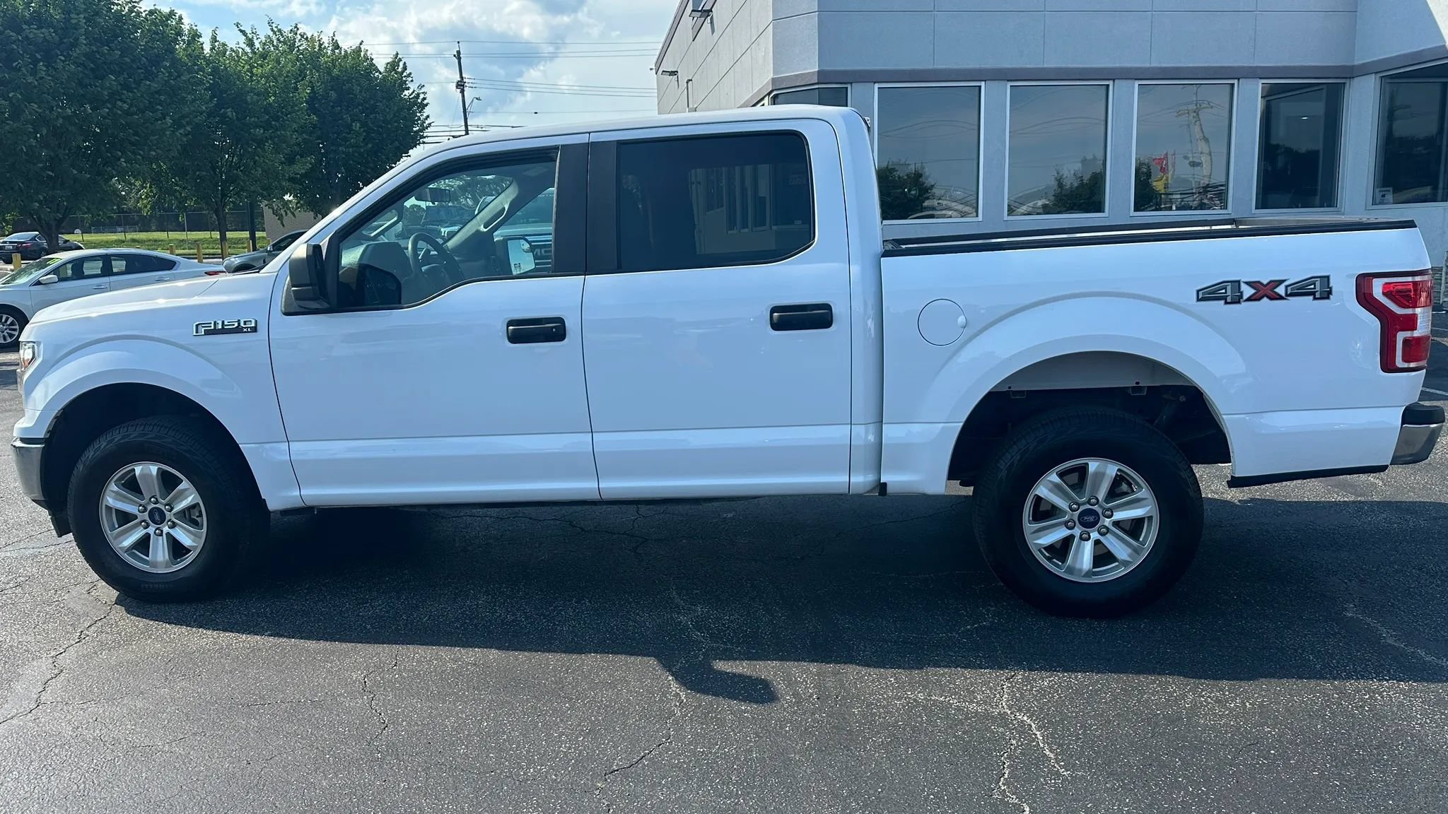 Used 2020 Ford F150 XL w/ Equipment Group 101A Mid AWD/4WD image 8