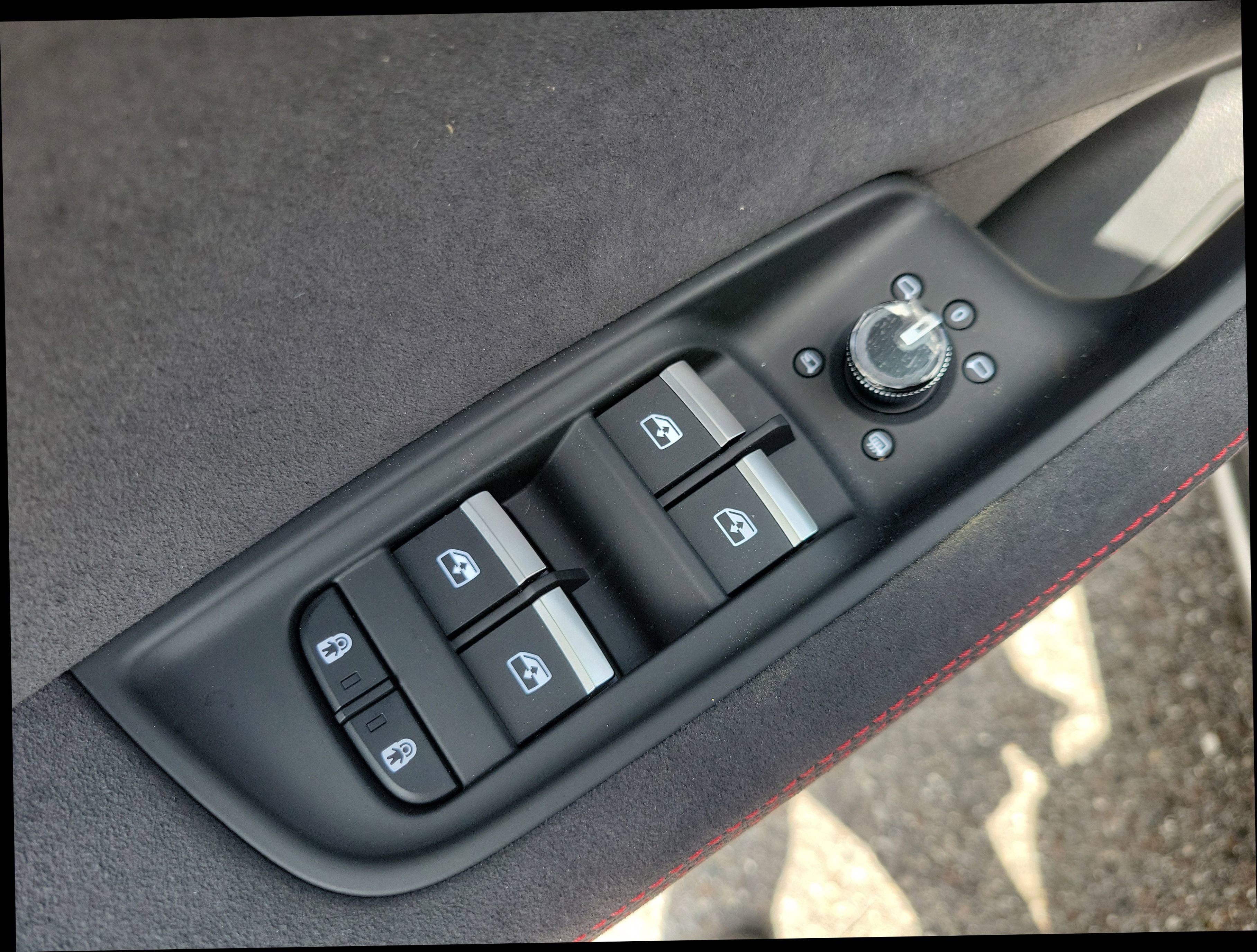 New 2026 Audi RS Q8 performance image 18