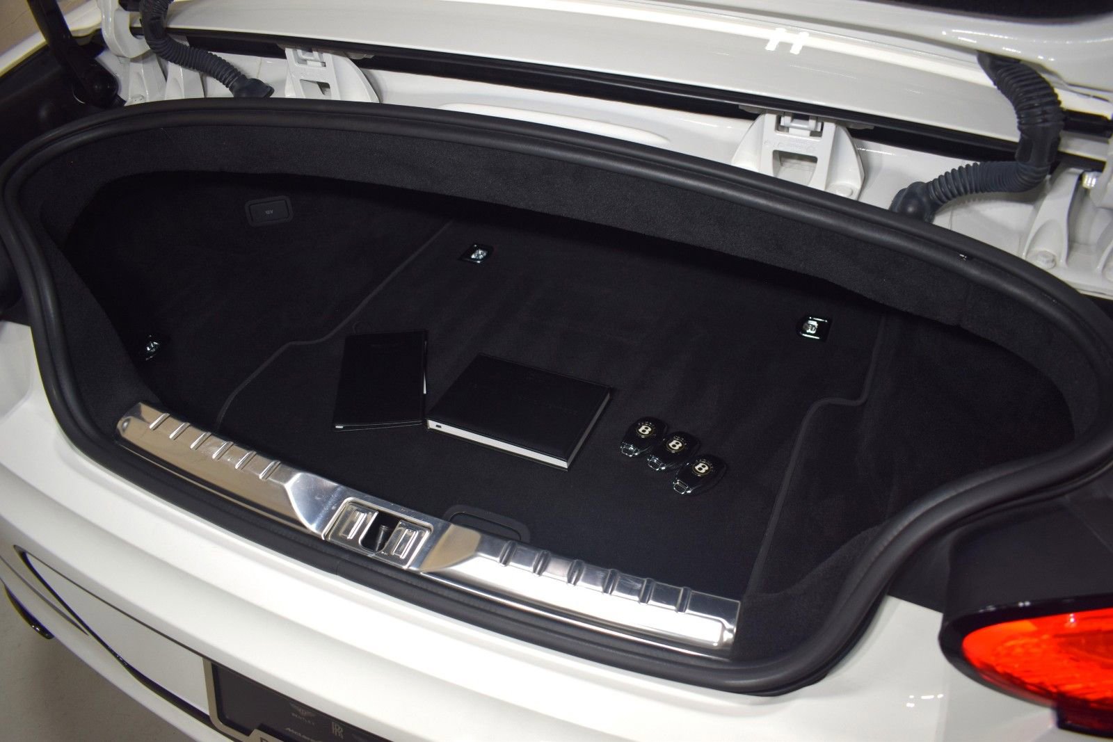 Used 2020 Bentley Continental GT image 39