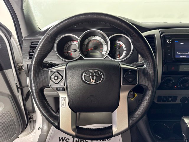 Used 2015 Toyota Tacoma 4x4 Double Cab w/ TRD Off-Road Package image 18