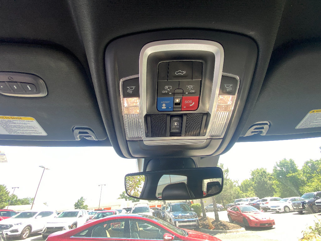 Used 2023 RAM 1500 Laramie AWD/4WD image 13