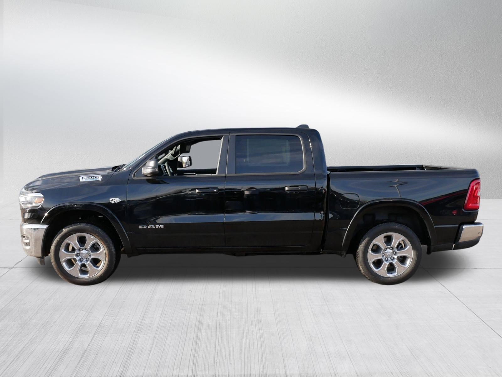 Used 2026 RAM 1500 Big Horn AWD/4WD image 4
