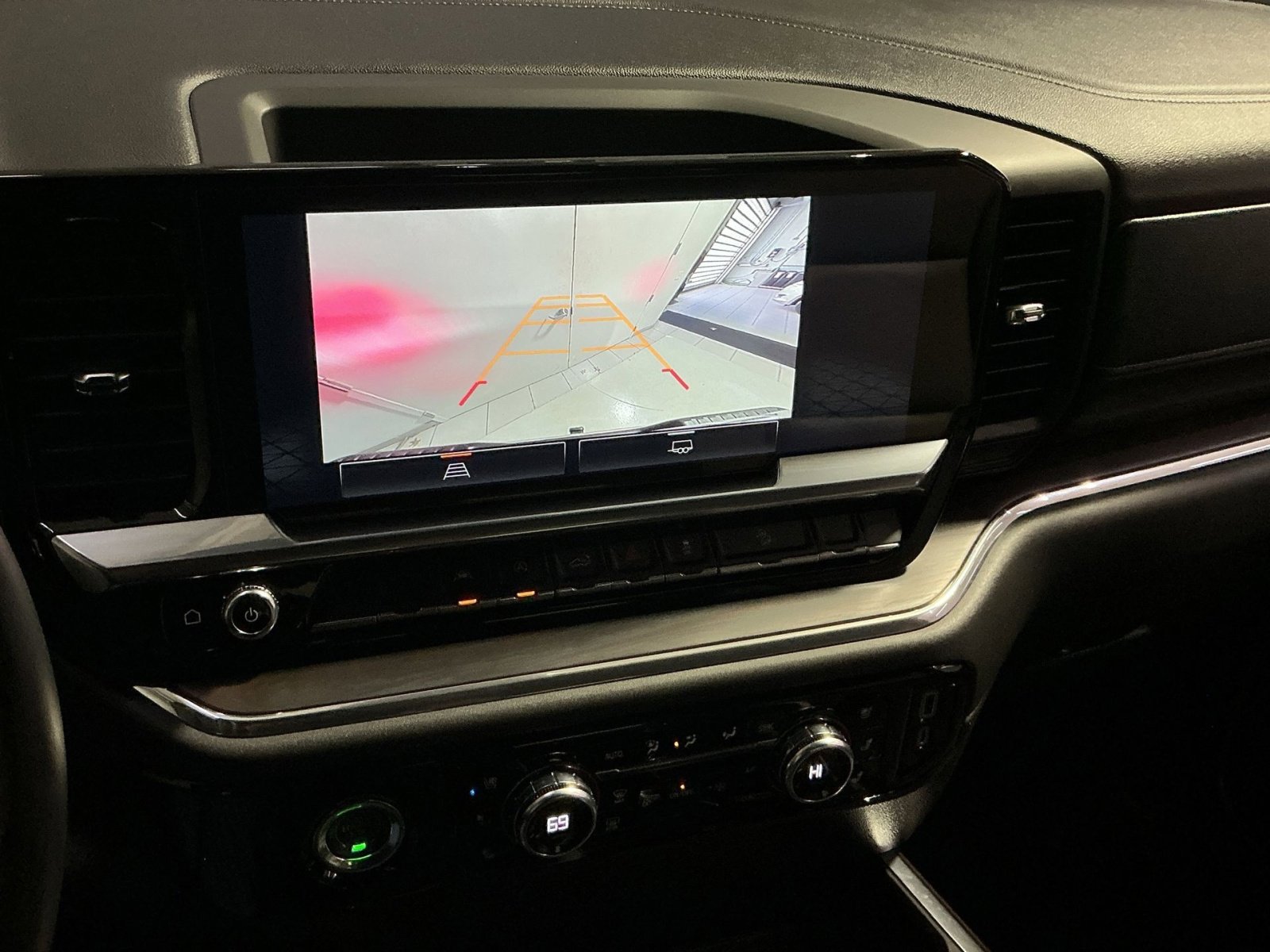 Used 2023 GMC Sierra 1500 SLT w/ SLT Premium Package image 27