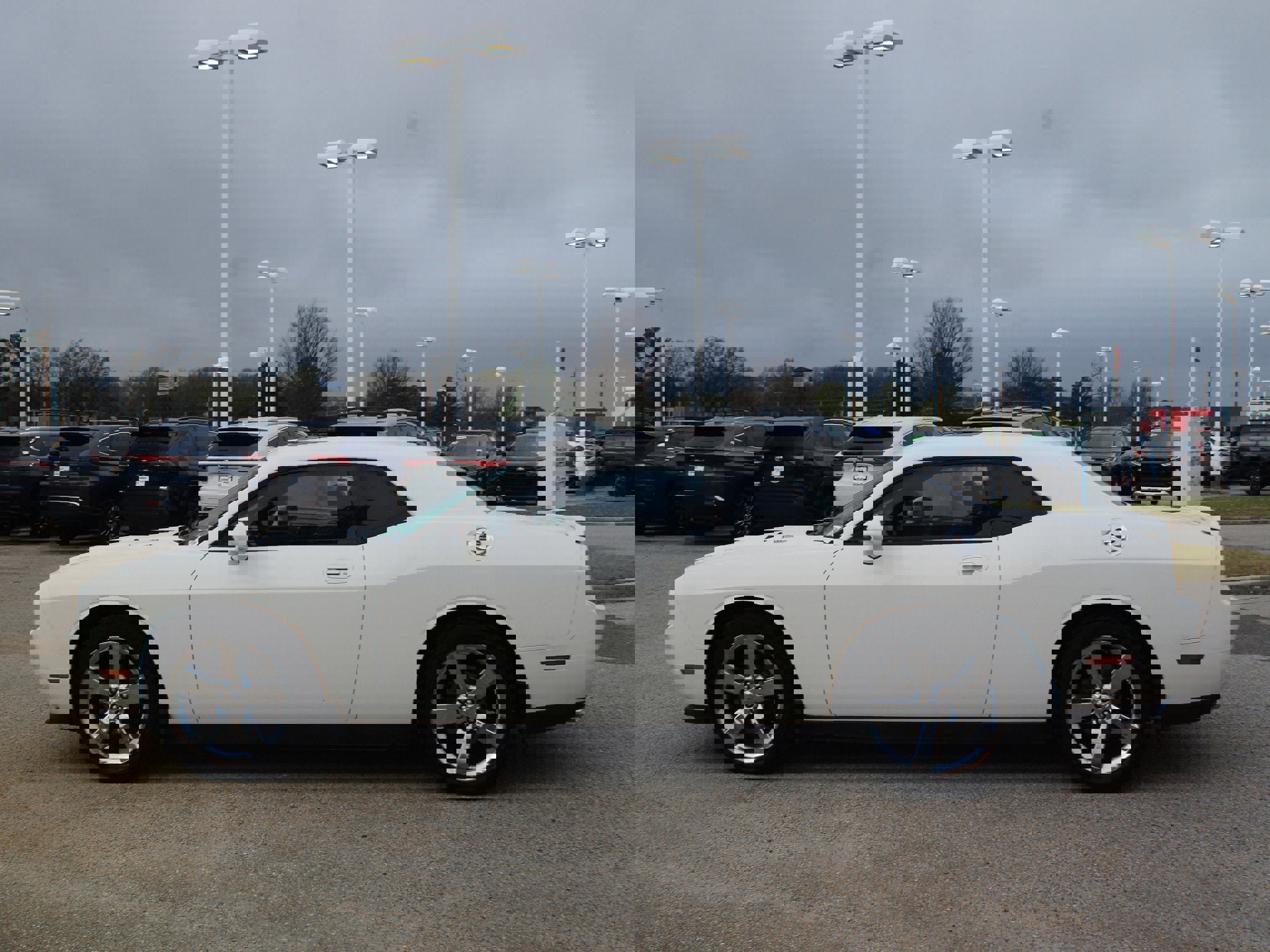 Used 2010 Dodge Challenger R/T image 10