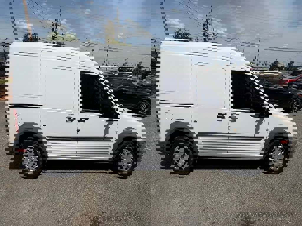 Used 2013 Ford Transit Connect XL FWD image 4