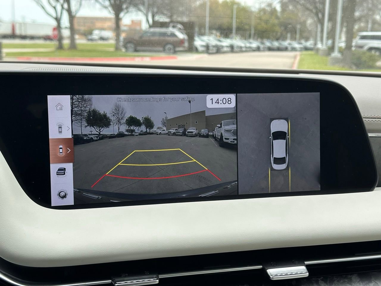 Used 2025 Genesis G90 3.5T image 34