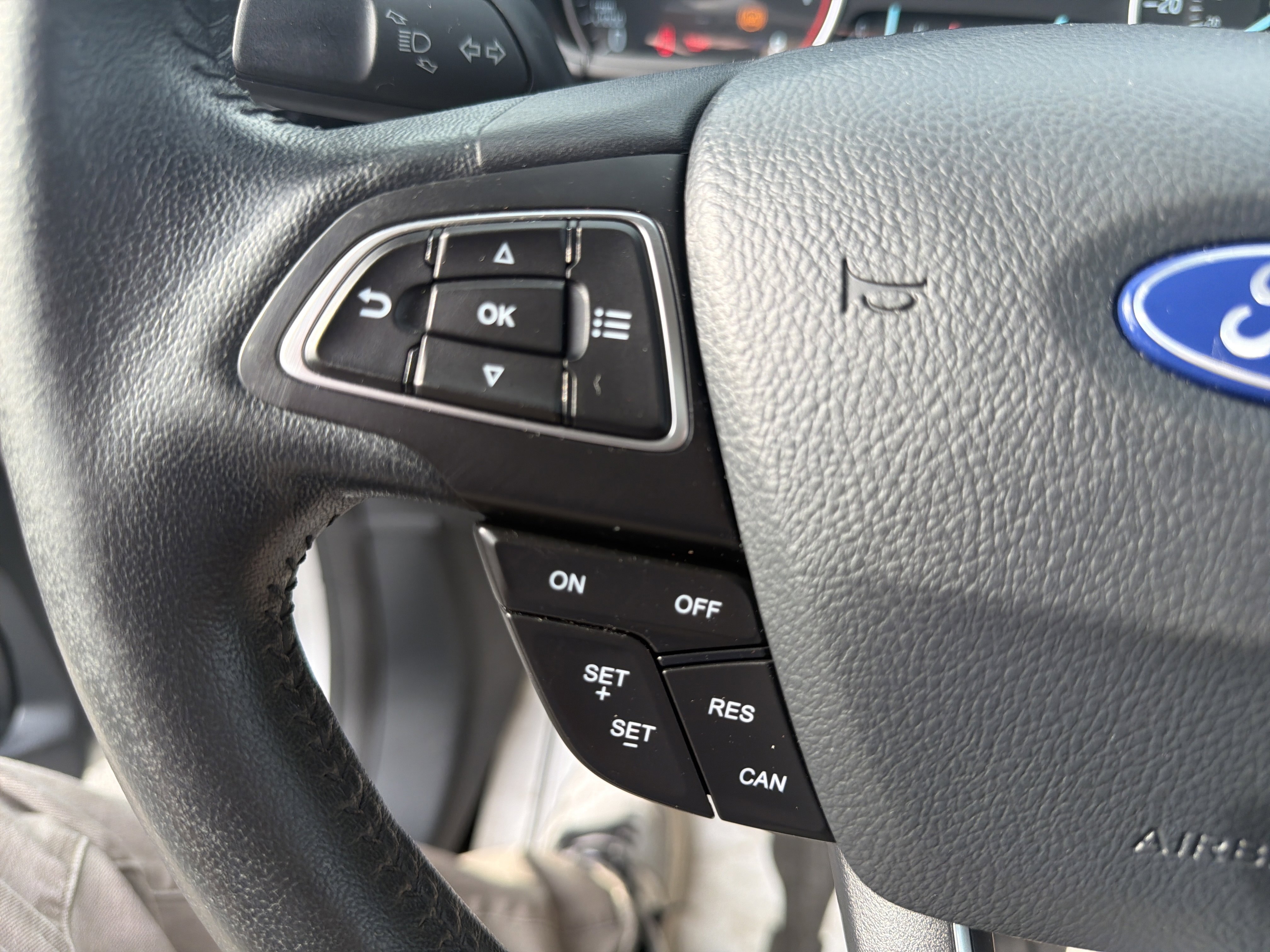 Certified 2019 Ford EcoSport SE w/ SE Convenience Package image 18