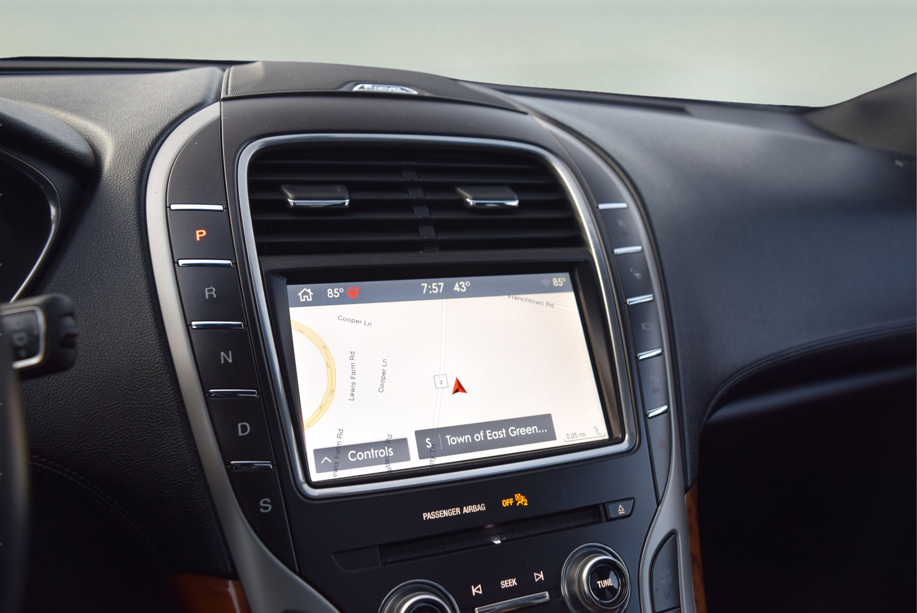 Used 2019 Lincoln Nautilus Reserve image 14