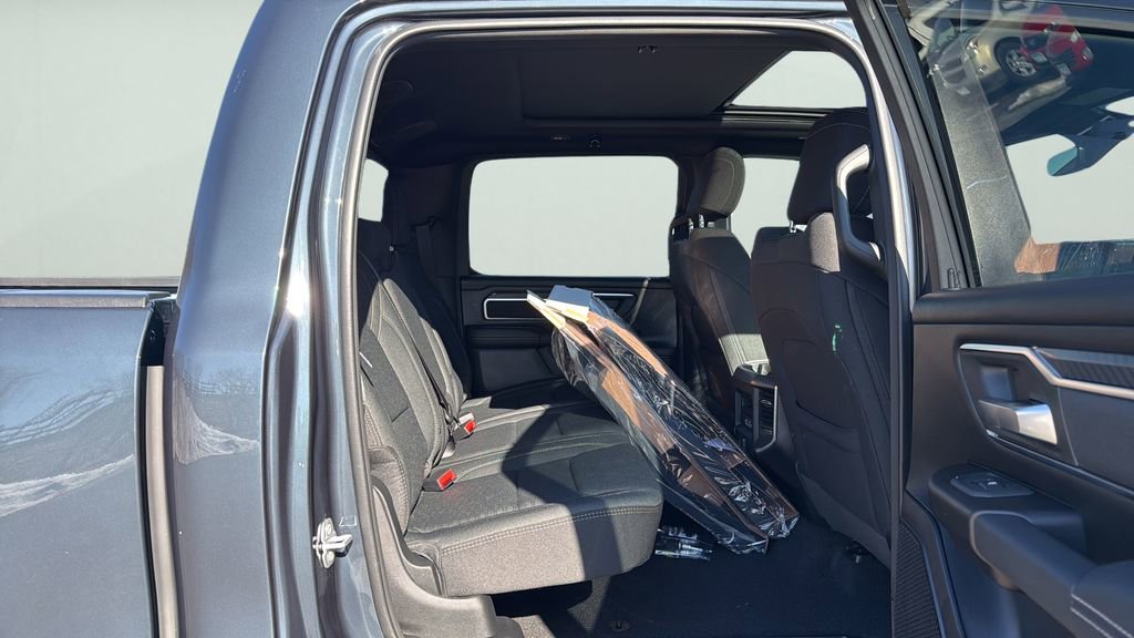 New 2026 RAM 1500 Big Horn AWD/4WD image 14