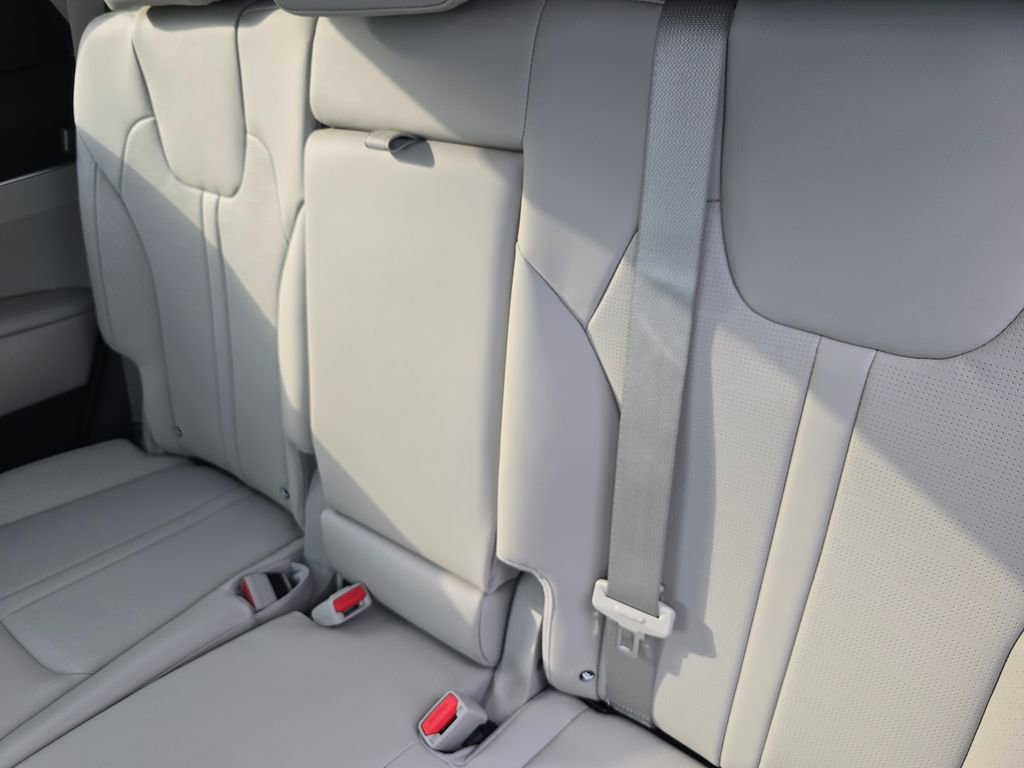 New 2026 Kia Sorento S w/ S Panoramic Sunroof Package image 21